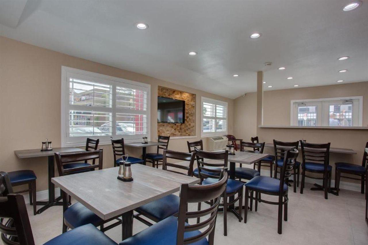 Quality Inn San Diego South - Chula Vista Exterior photo