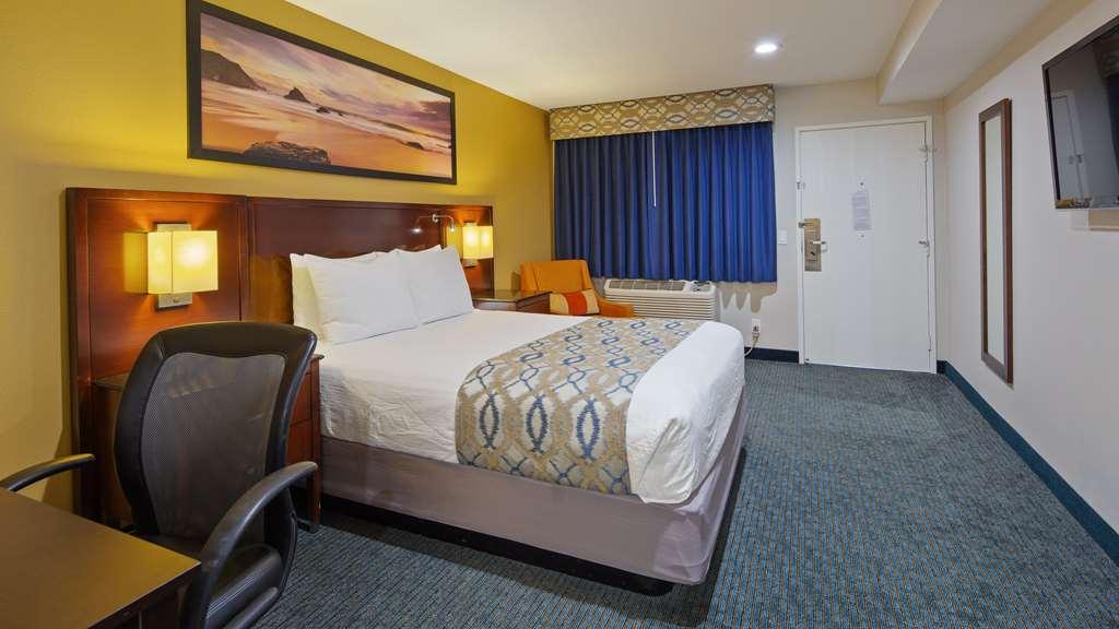Quality Inn San Diego South - Chula Vista Room photo