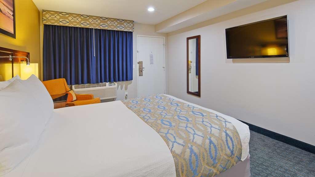 Quality Inn San Diego South - Chula Vista Room photo