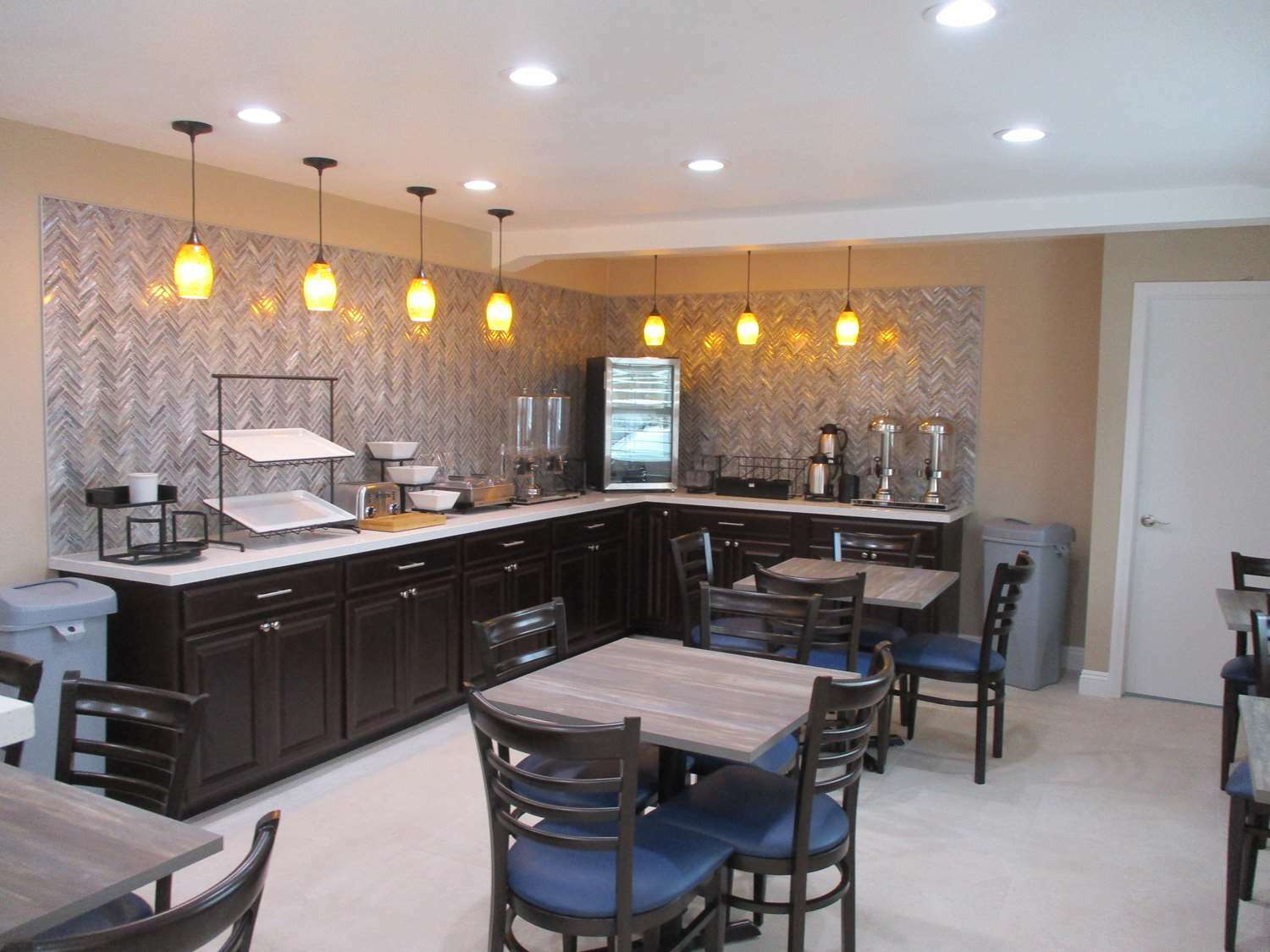Quality Inn San Diego South - Chula Vista Restaurant photo