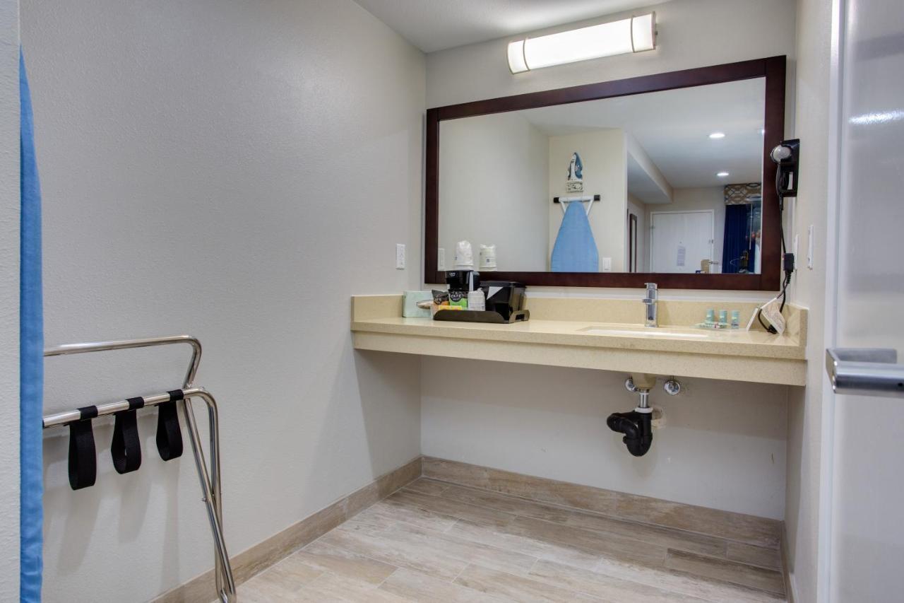 Quality Inn San Diego South - Chula Vista Exterior photo