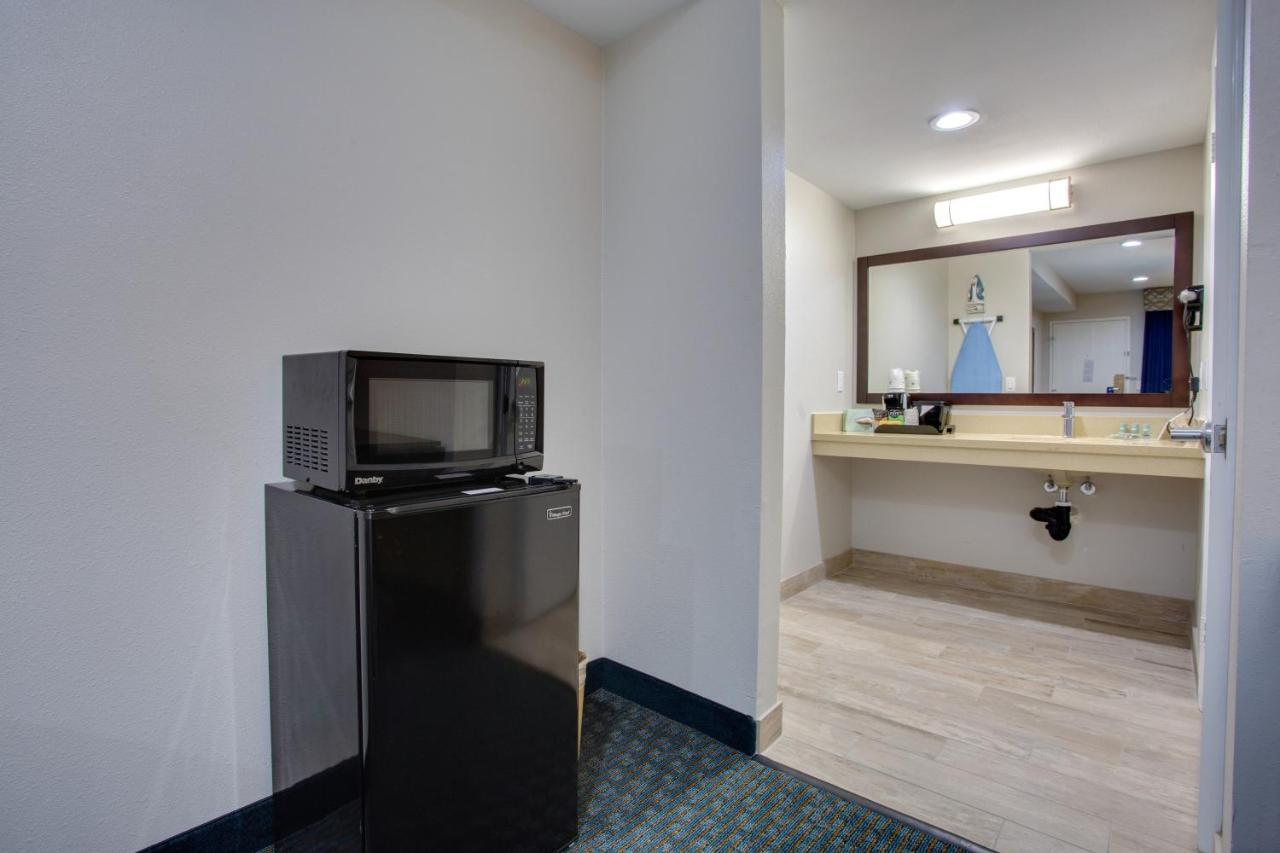 Quality Inn San Diego South - Chula Vista Exterior photo