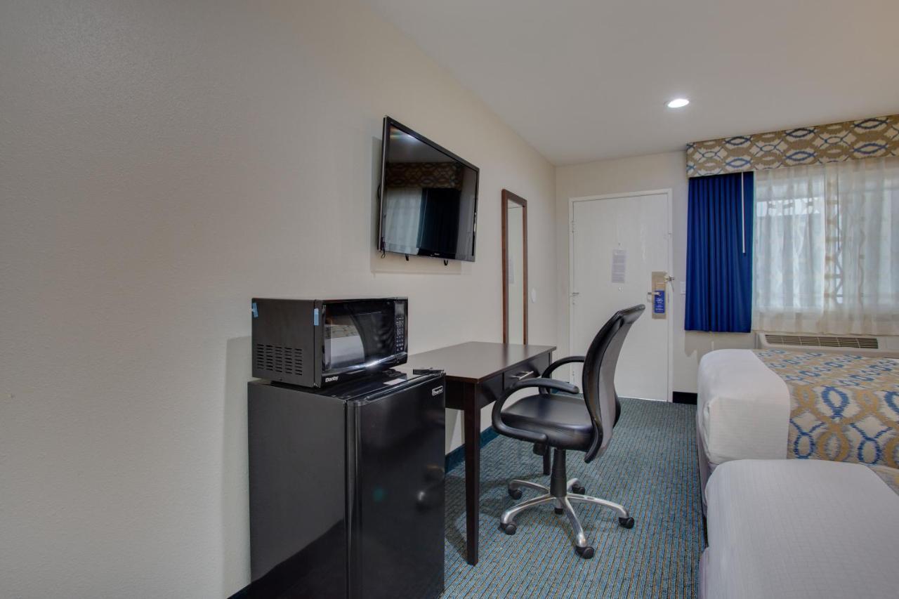 Quality Inn San Diego South - Chula Vista Exterior photo